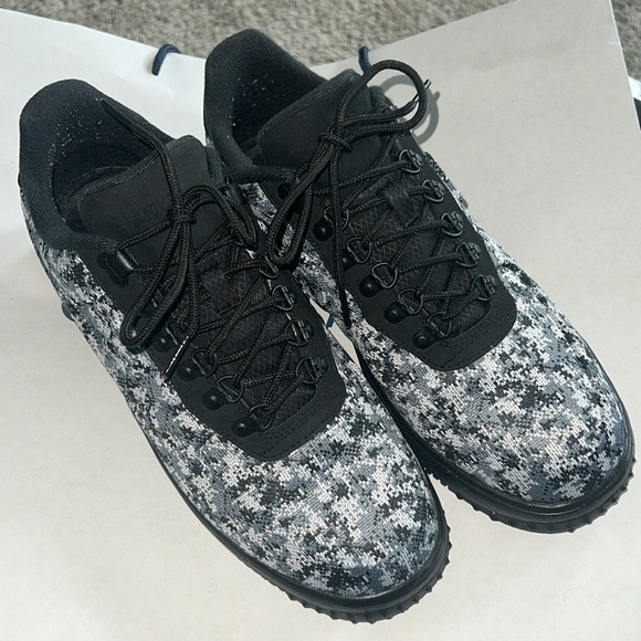 Nike boots - Picture 2 of 6